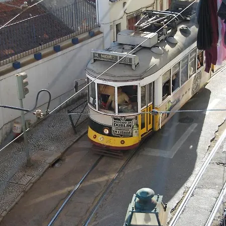 Апартаменты Downtown Alfama & Me