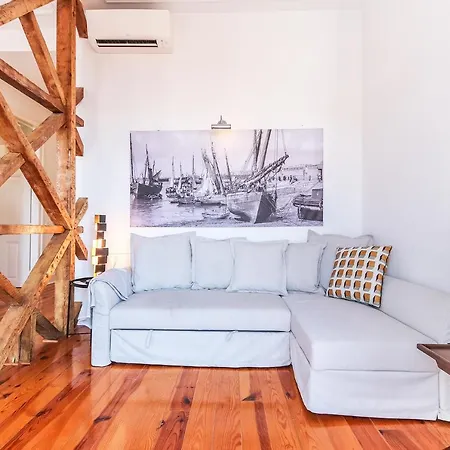 Downtown Alfama & Me