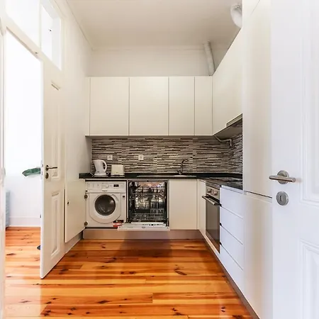 Downtown Alfama & Me