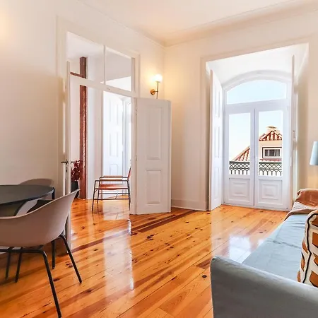 Downtown Alfama & Me * リスボン